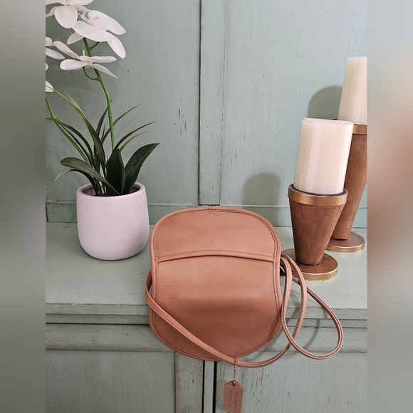 Vintage Coach Casey Crossbody Shoulder Bag #9923 (Camel / Taupe) - Picture 7 of 15